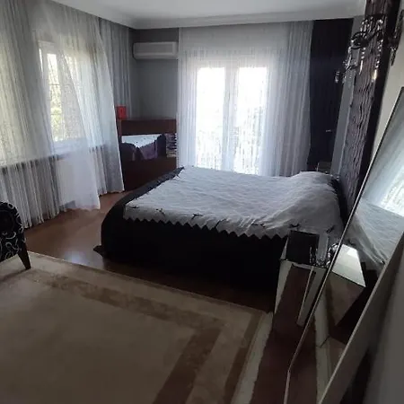 ヴィラ Bademli Site Ici Villla *